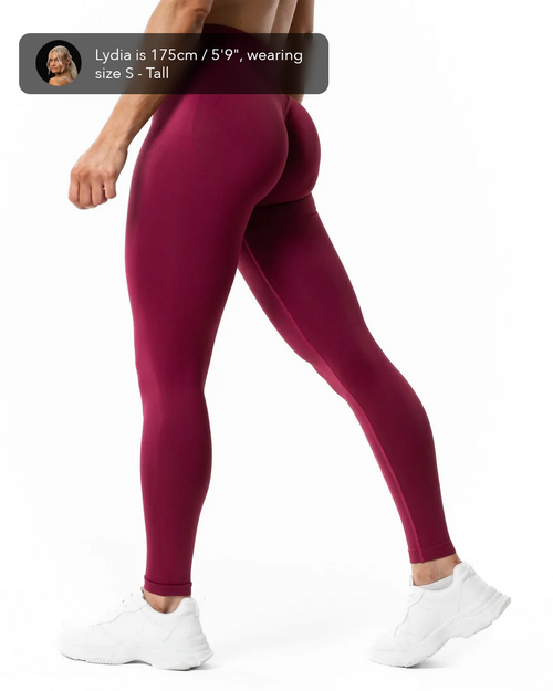 Aura Seamless Scrunch Tights - Cherry