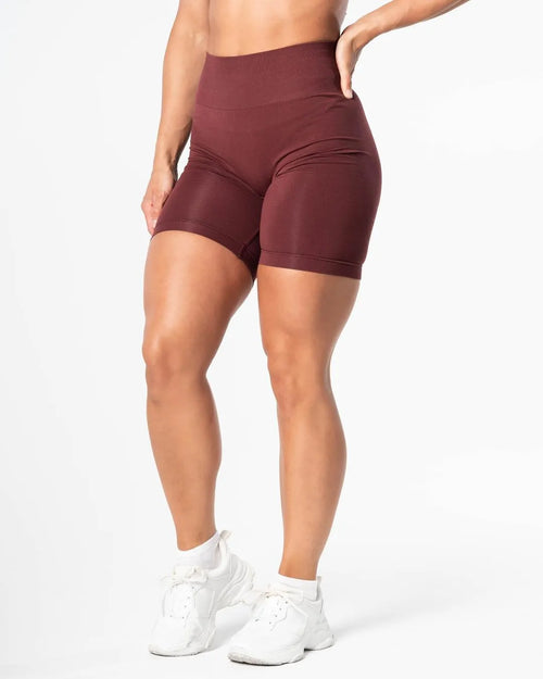 Prime Scrunch Shorts 7.5" - Burgundy