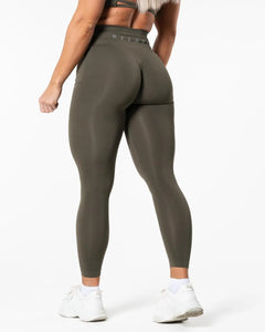 Prime Scrunch Leggings - Khaki Green