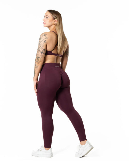 Aura Seamless Scrunch Leggings - Fig Red