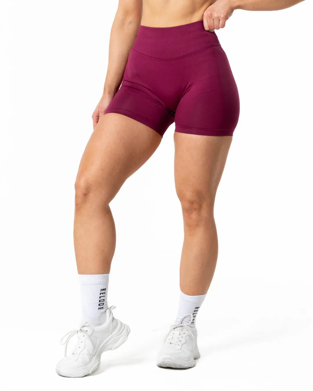 Hybrid Seamless Shorts - Red Plum
