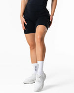 Clean Biker Shorts - Black
